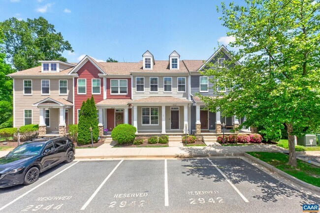 Building Photo - 2942 Templehof Ct
