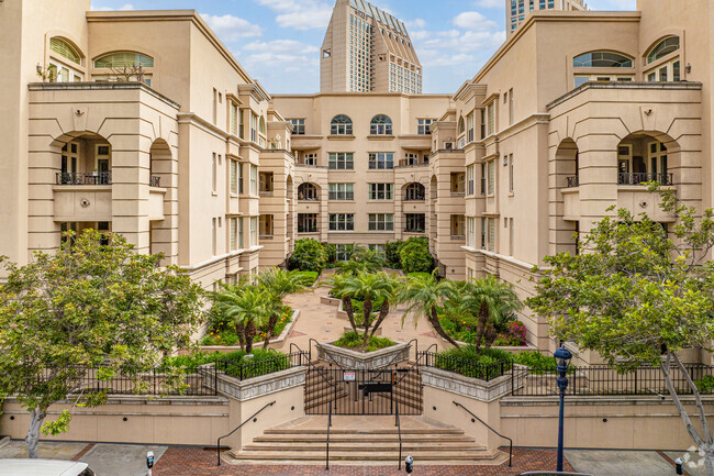 Entrance - Columbia Place