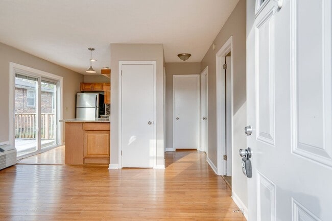 Cute and Cozy East Nashville Duplex for Rent! - Cute and Cozy East Nashville Duplex for Rent! House