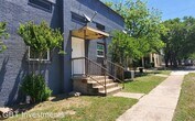 Primary Photo - 113 S Reagan St