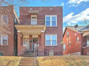 Building Photo - 4628 S Compton Ave