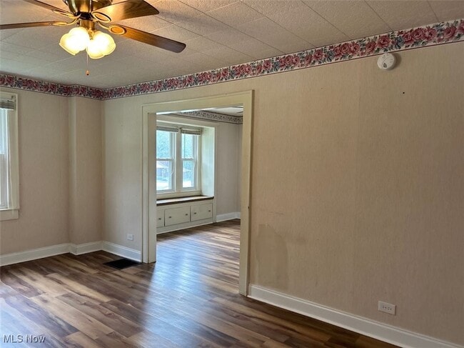 Building Photo - 186 Idabelle Ave