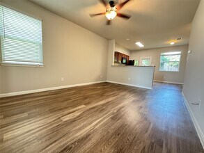 Building Photo - 5842 Adelaide River Dr