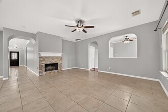 Building Photo - 3223 Legends Creek Dr