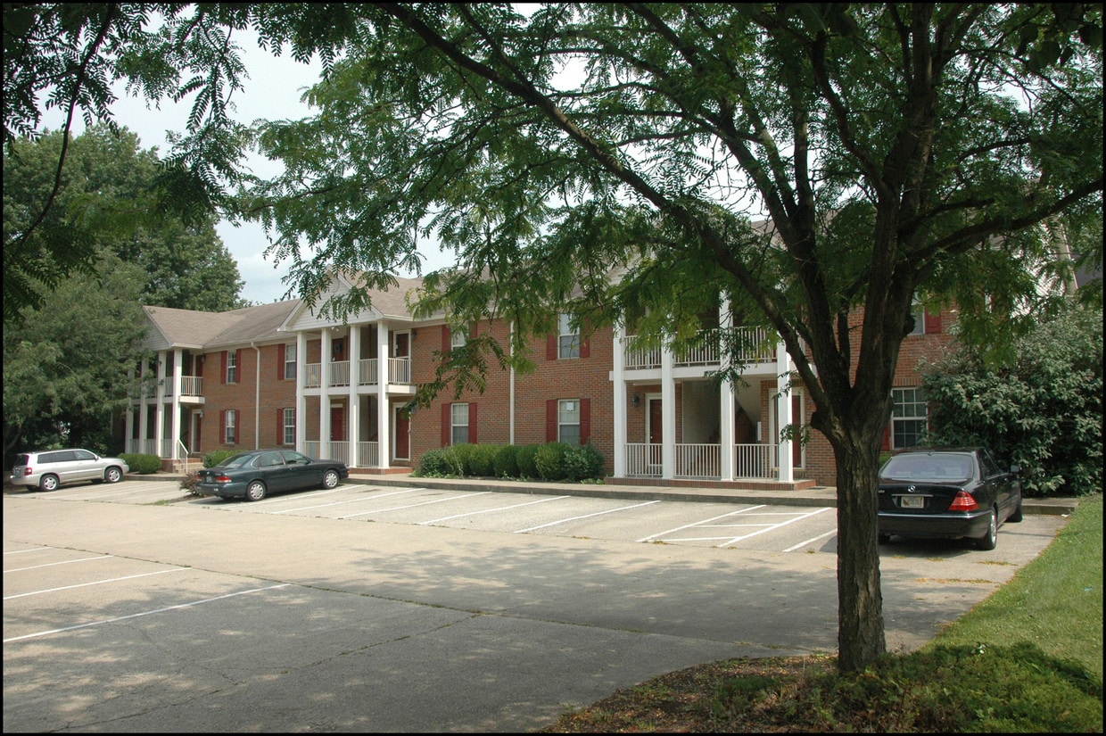 67 Forest Hill Dr, Frankfort, KY 40601 Apartments in Frankfort, KY