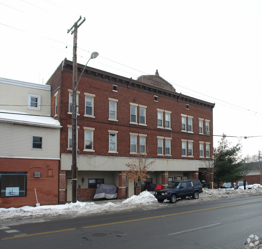 Building Photo - 2 S Central Ave