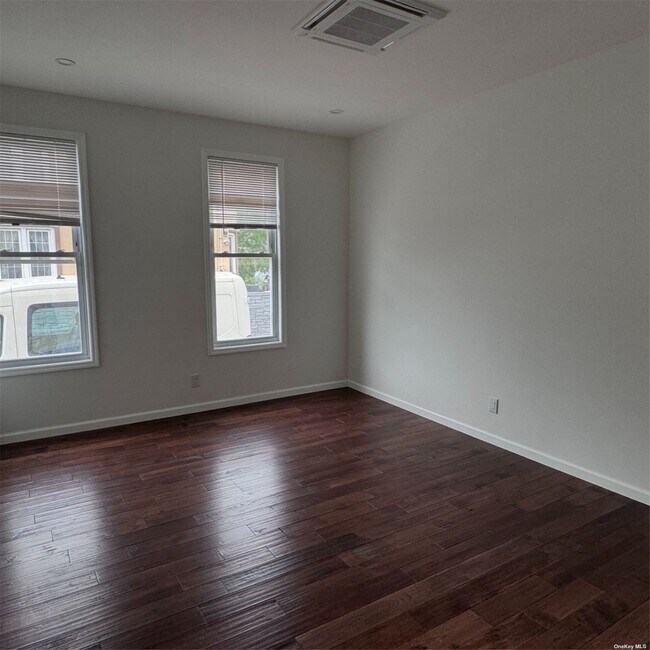 Building Photo - 88-36 77th St