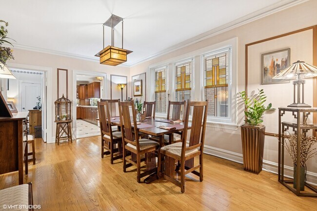 Building Photo - 5146 N Leavitt St