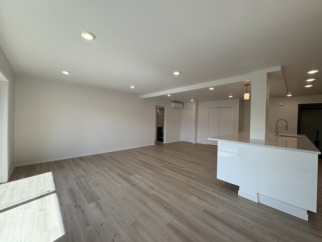 Foto del edificio - 504 S Coeur d'Alene St