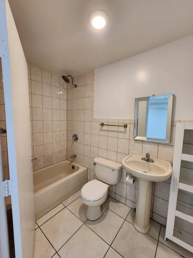 Foto del edificio - 4100 NW 5th St