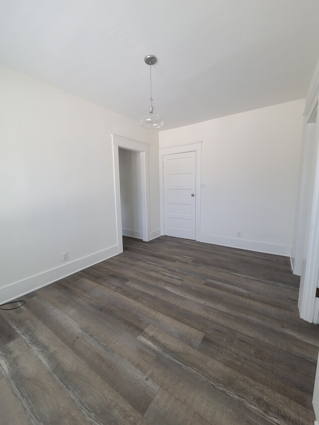 Foto principal - 1441 Echo Park Ave