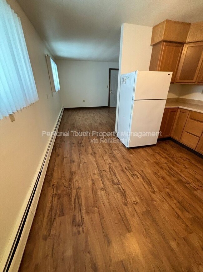 Foto del edificio - 132 6th Ave N