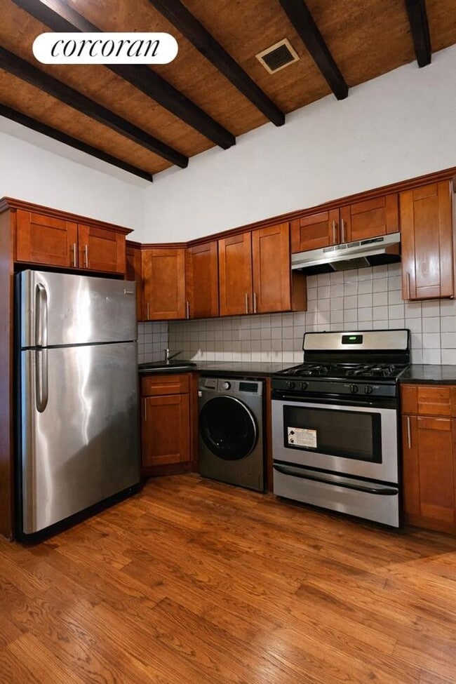 Building Photo - 1362 St Marks Ave