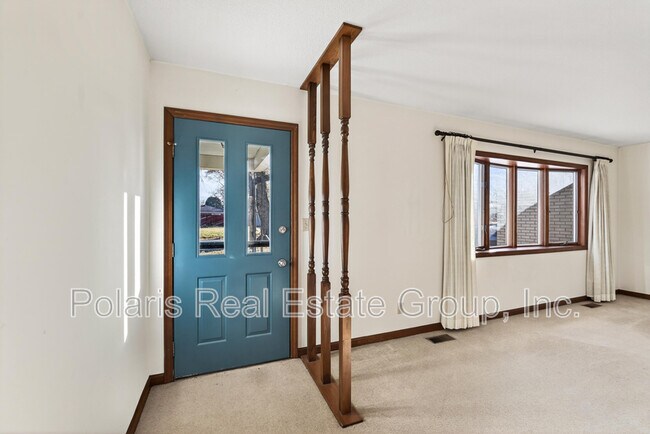 Foto del edificio - 4646 Susy Ln