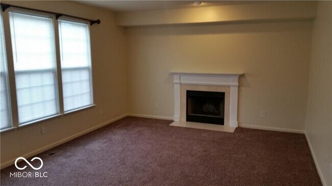 Foto del edificio - 3152 Hidden Pine Dr