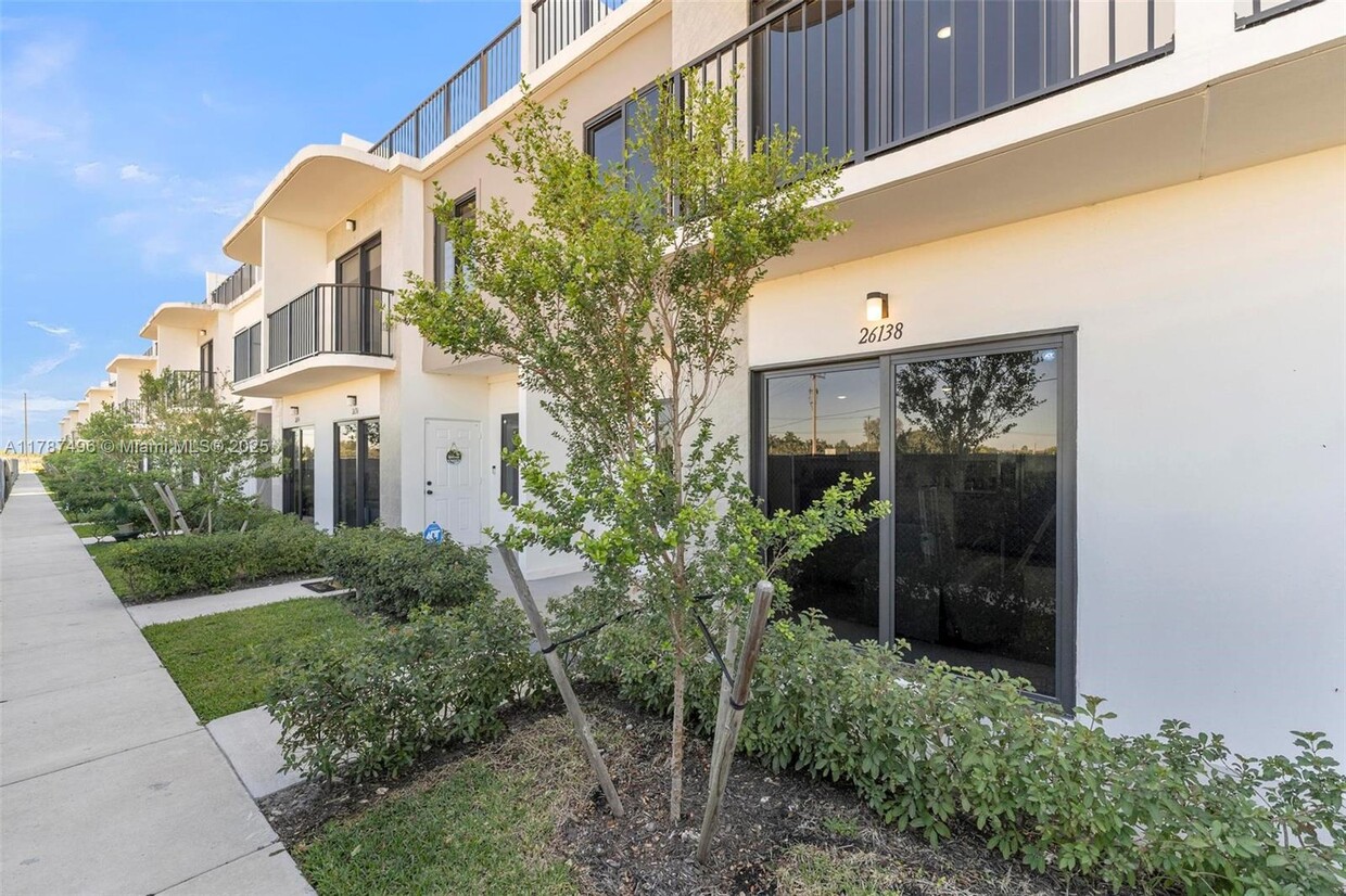 Primary Photo - 26138 SW 146th Ct