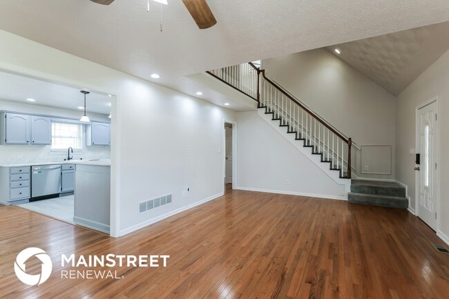 Building Photo - 10700 Enclave Ct