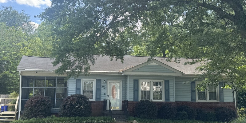 Primary Photo - 41 Blythewood Dr