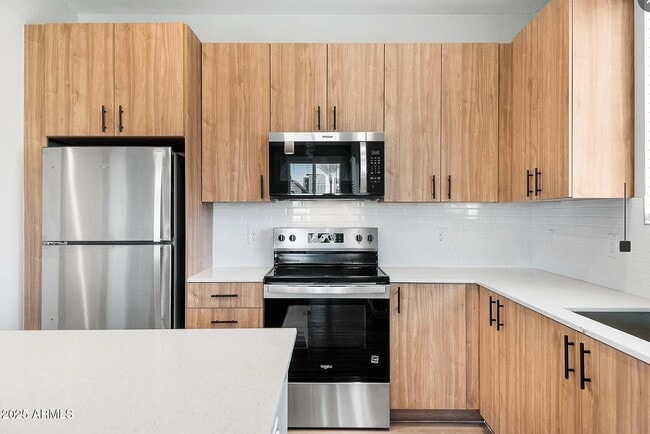 Foto del edificio - 17365 W Lower Buckeye Rd