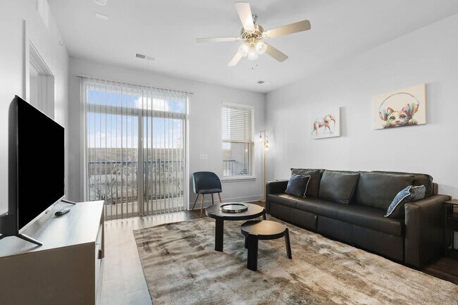 Building Photo - 8506 Westfield Blvd