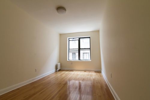 Foto del edificio - 66 Fort Washington Ave