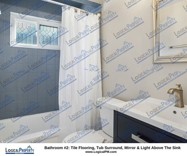 Building Photo - Spacious Refreshed 4/2 Bungalow: Appliance...
