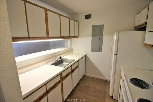 Foto del edificio - 517 Southwest Pkwy