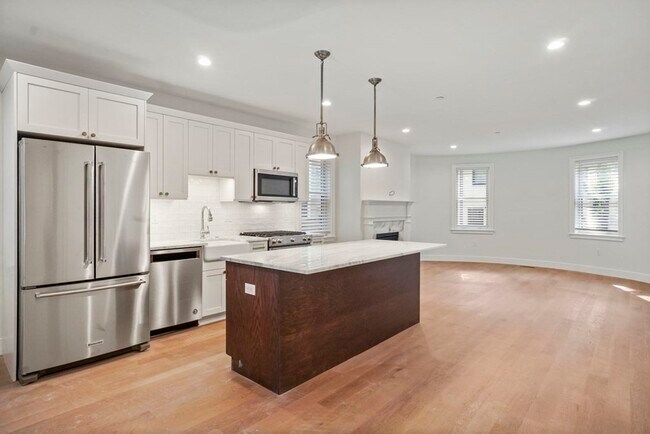 Building Photo - 4 Albion Pl