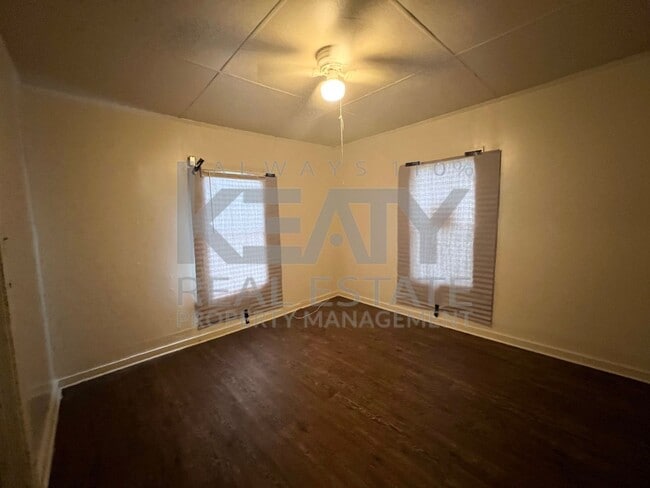 Foto del edificio - 2 Bedroom, 1 Bathroom House is Available Now!