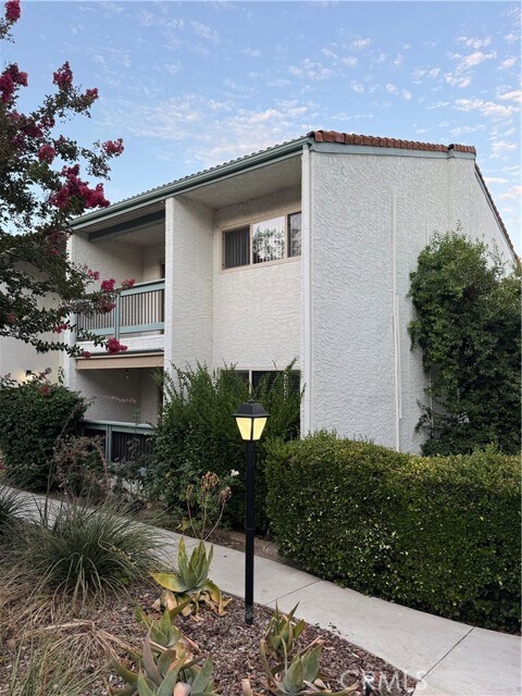 Building Photo - 4728 Park Granada