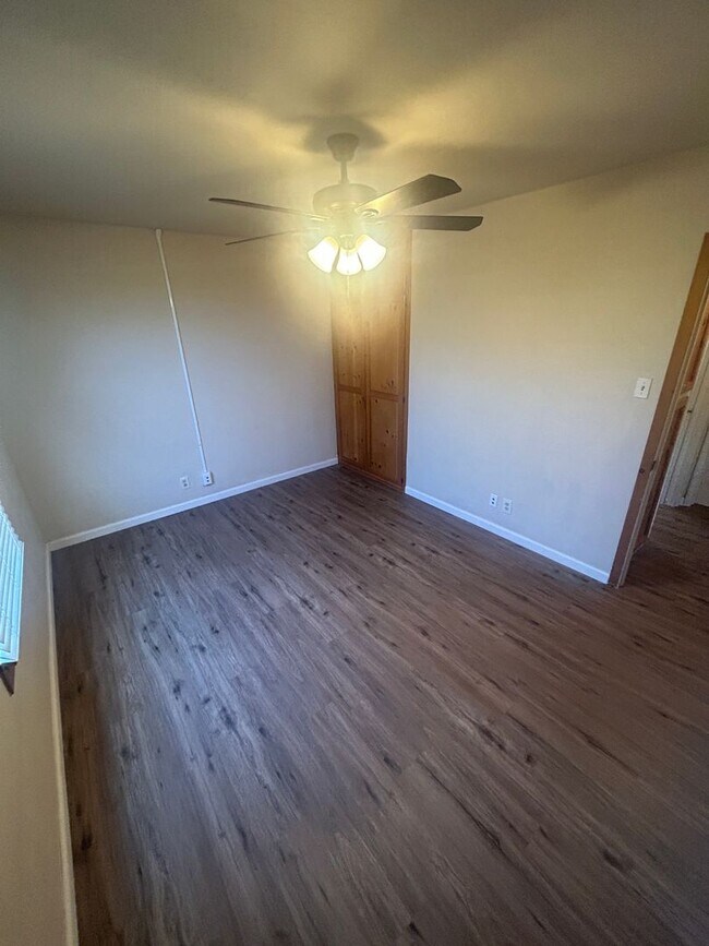 Building Photo - Discover a comfortable Country property in...