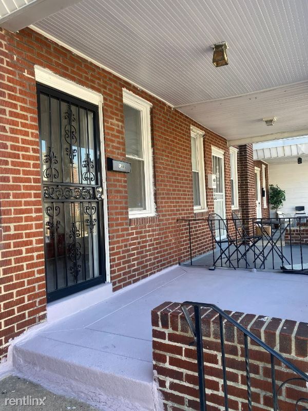Building Photo - 3 br, 2 bath Townhome - 6211 Mershon St