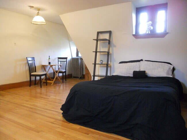 Building Photo - 332 Convent Ave