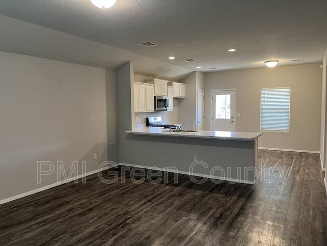 Building Photo - 15013 S 284th E Ave