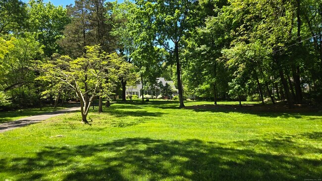 Foto del edificio - 287 Georgetown Rd