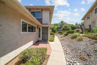 Building Photo - 12156 Wintergreen Dr