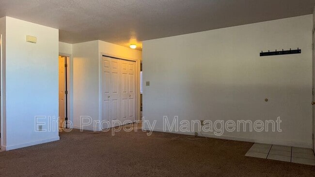 Building Photo - 210 E Palmer Lake Dr