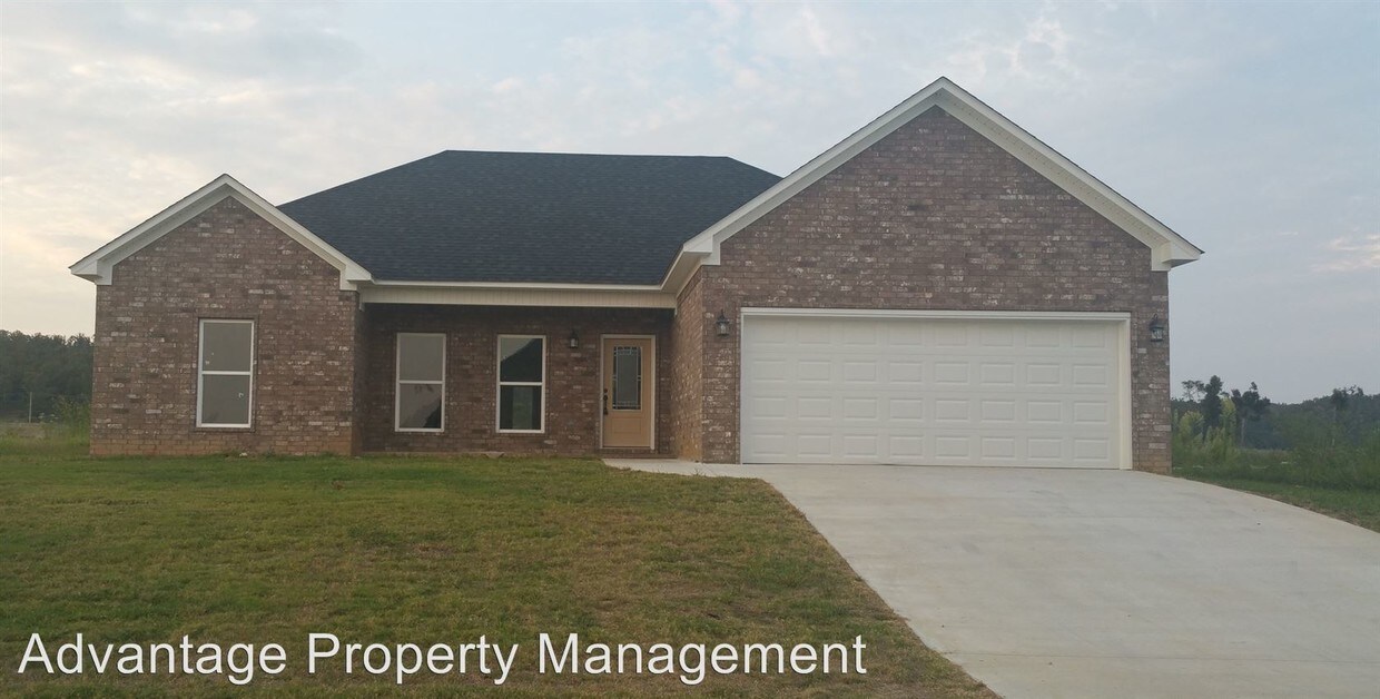 Foto principal - 3 br, 2 bath House - 25 Clover Ridge