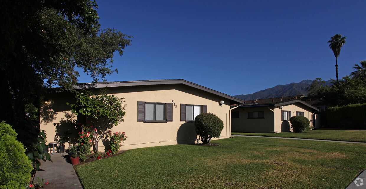Building Photo - 513-521 Santa Anita Ave