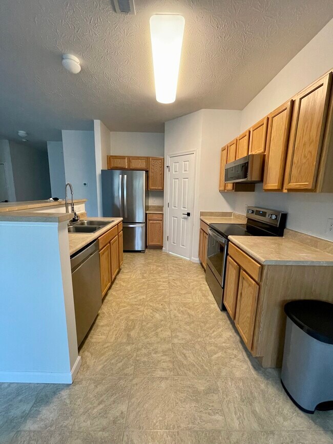 Foto del edificio - 7836 Ithaca Way