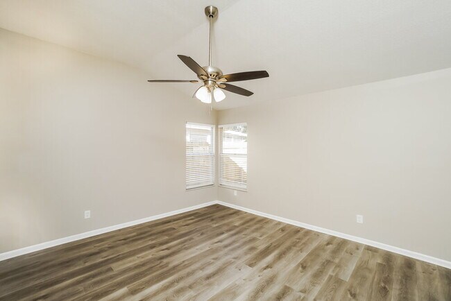 Foto del edificio - 10415 Copperwood Dr