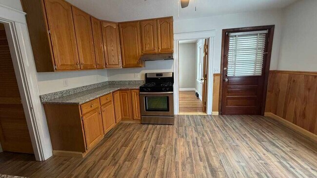 Foto del edificio - 108 Parsons St