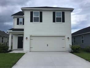 Building Photo - 215 Onate Cir