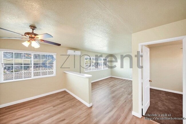 Foto del edificio - 9226 Palm St