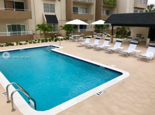 Foto del edificio - 7787 SW 86th St