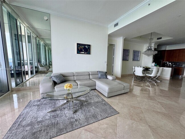 Building Photo - 18101 Collins Ave