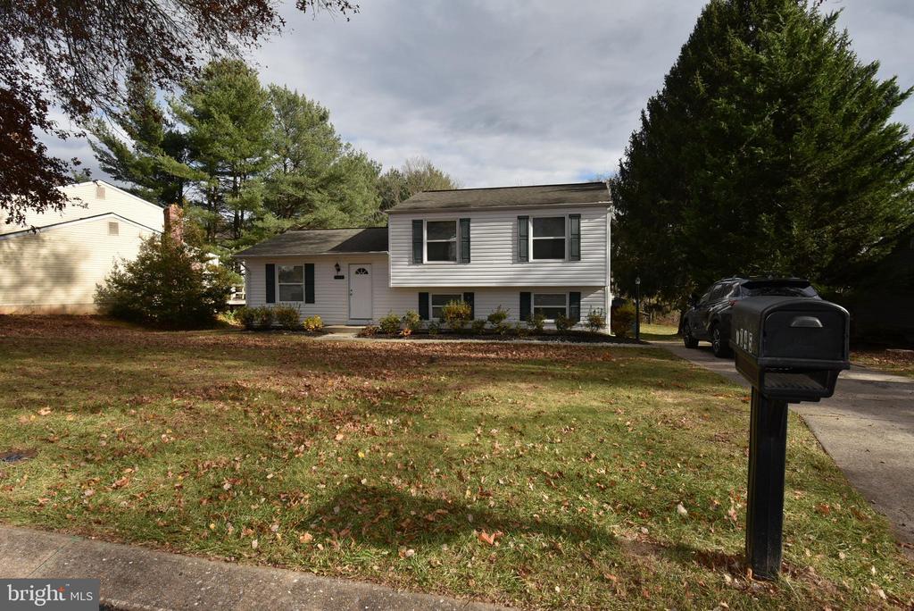 Foto principal - 7045 MacBeth Way