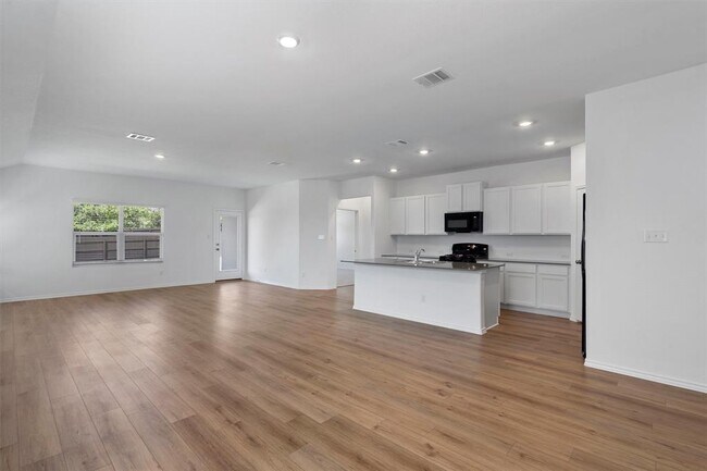 Foto del edificio - 2113 Golden Grain Ln