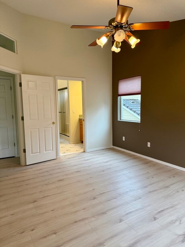 Foto del edificio - 15797 NW Wismer Dr