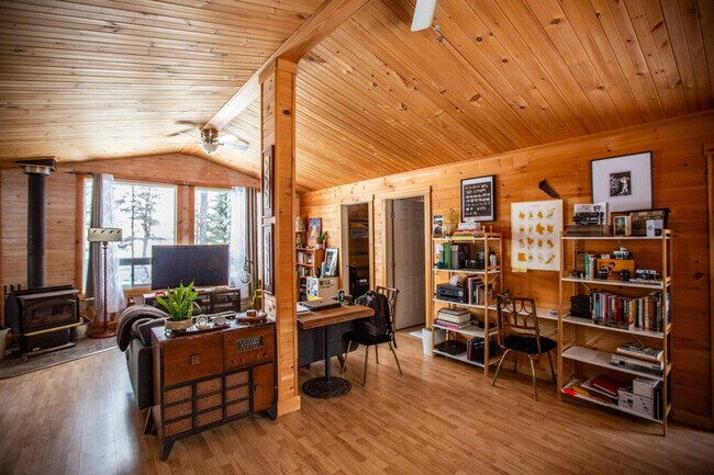 Photo du bâtiment - 943 Chem. Kennedy